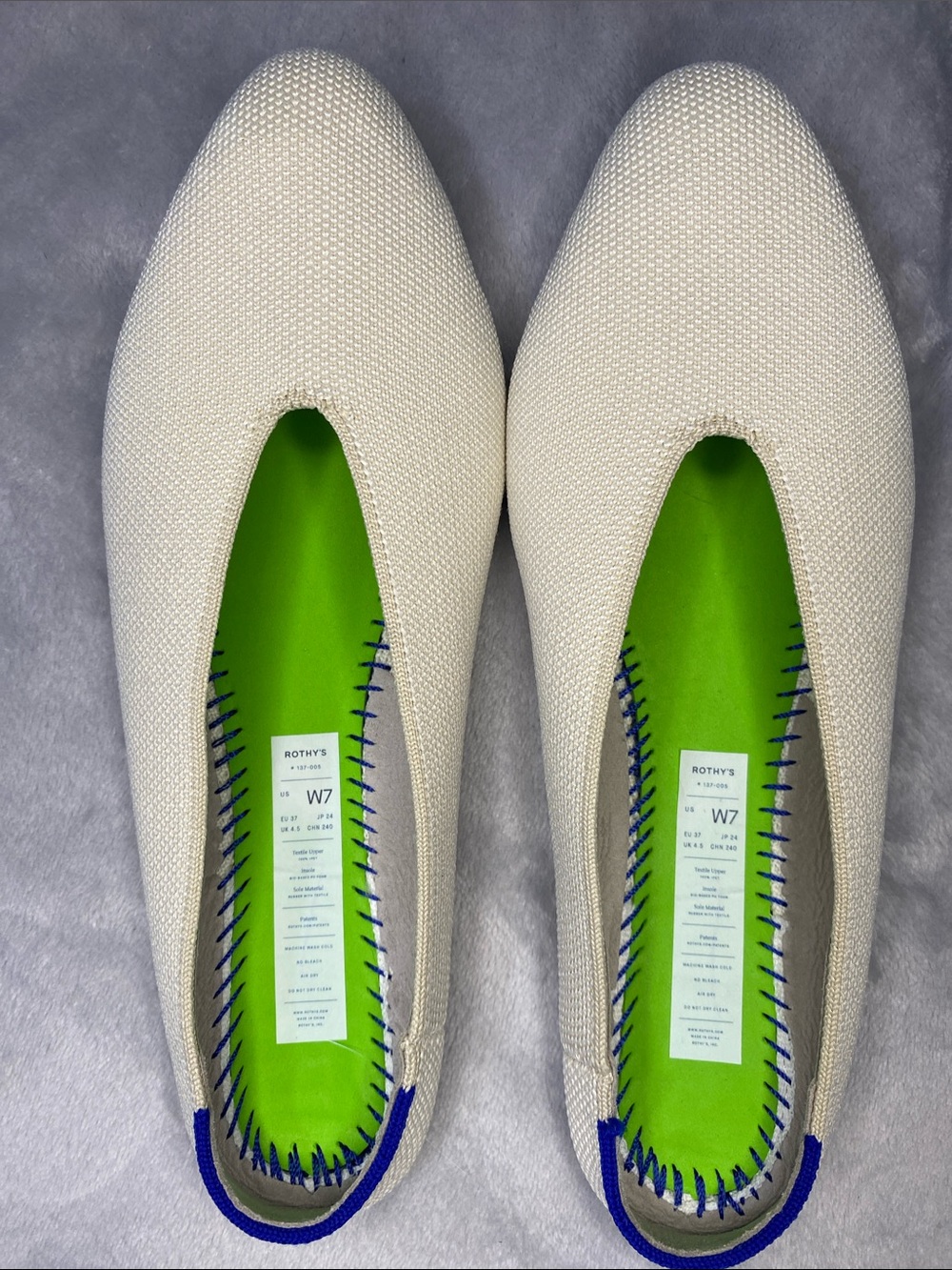 Rothy’s Demi Flat Almond Toe Flats
W7 | Cream Vanilla Bean | Missing Insoles